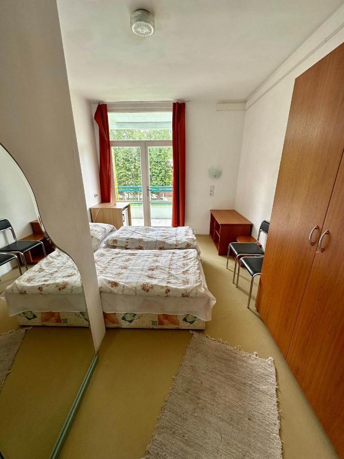 Lelle Beach Club Balatonlelle Eksteriør bilde