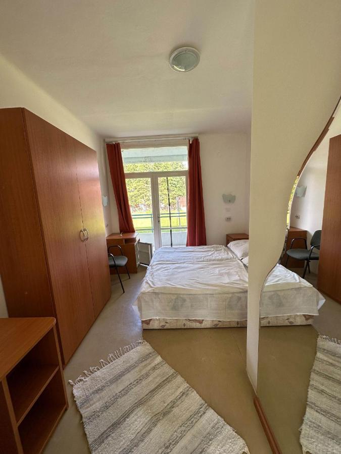 Lelle Beach Club Balatonlelle Eksteriør bilde
